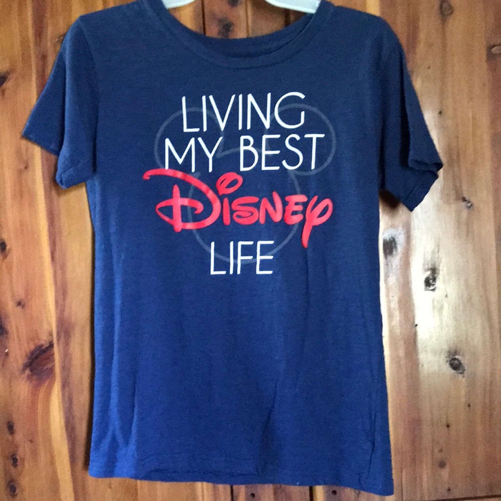 Like NEW Disney t shirt
